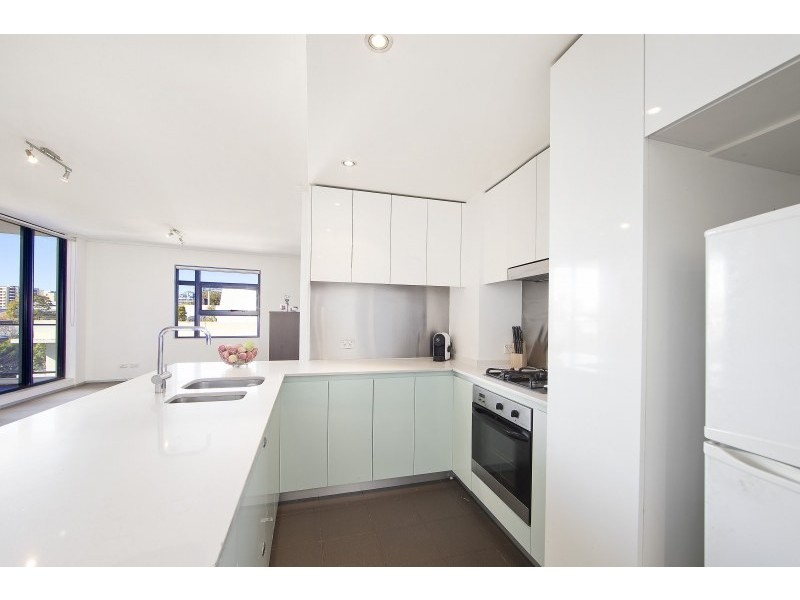 E606/3 Hunter Street, Waterloo NSW 2017