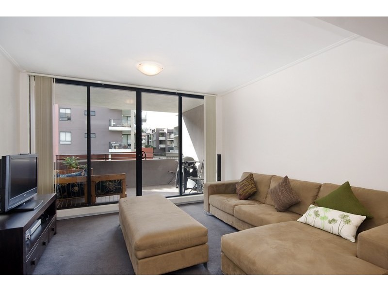 A404/11 Hunter Street, Waterloo NSW 2017