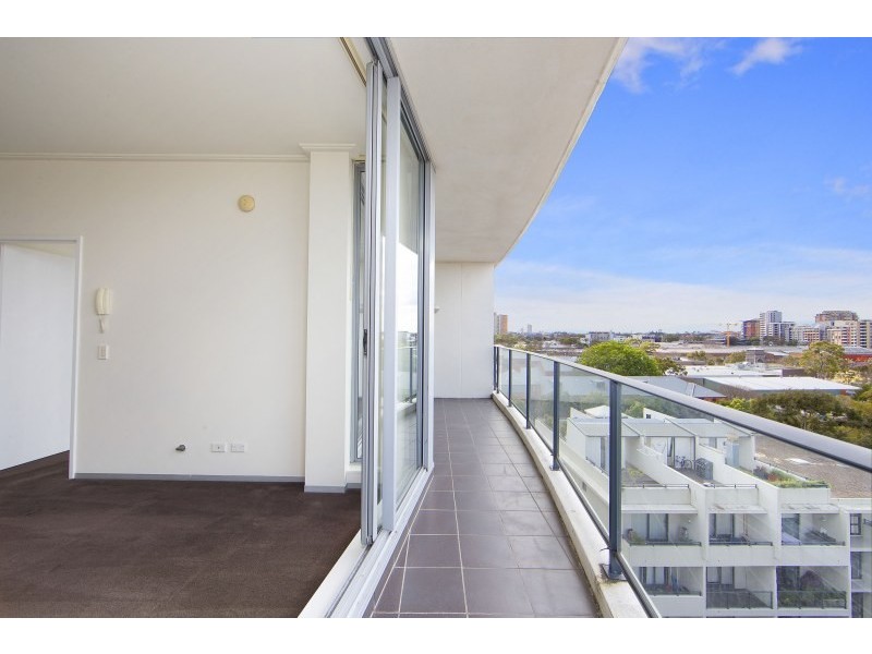 E902/3 Hunter Street, Waterloo NSW 2017