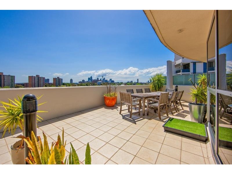 80/788 Bourke Street, Waterloo NSW 2017