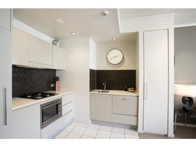 111/2-4 Powell Street, Waterloo NSW 2017