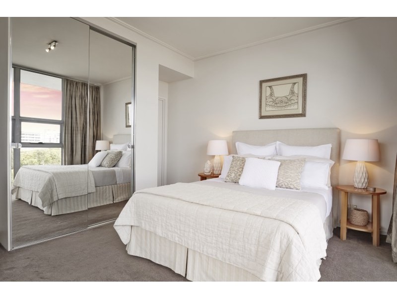 E801/3 Hunter Street, Waterloo NSW 2017