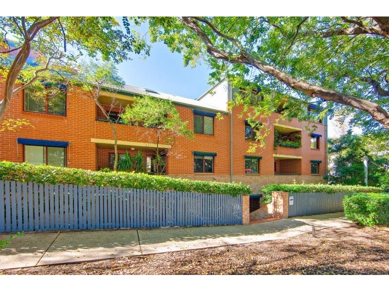 24/2 Kensington Mews, Waterloo NSW 2017