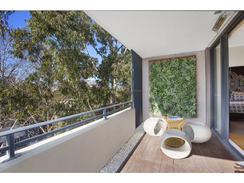 C402/5 Hunter Street, Waterloo NSW 2017