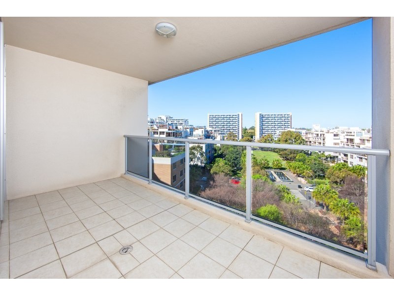 143/804 Bourke Street, Waterloo NSW 2017