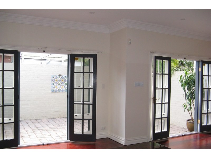 76 Brocks Lane, Newtown NSW 2042