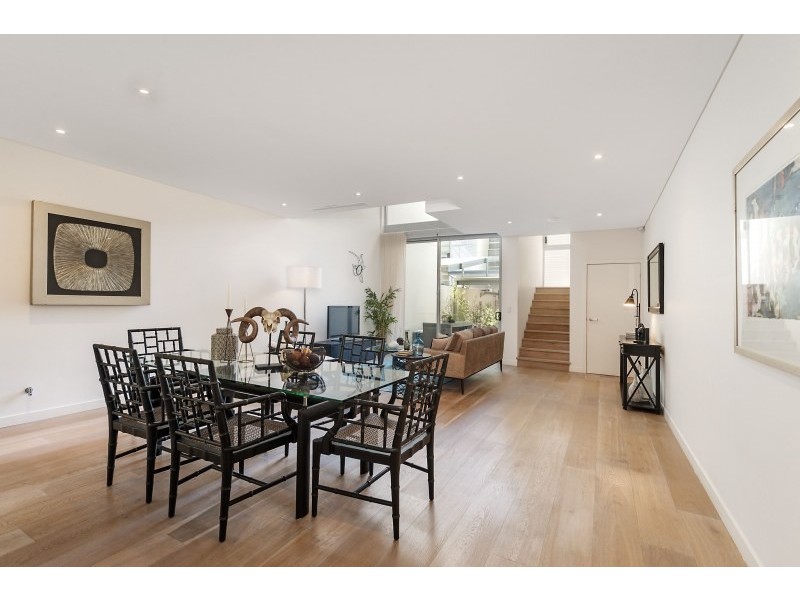 2B Grandstand Parade, Zetland NSW 2017