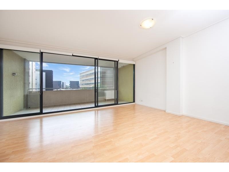 C33/240 Wyndham Street, Alexandria NSW 2015