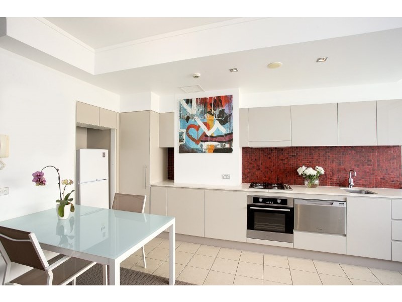 221/2-4 Powell Street, Waterloo NSW 2017