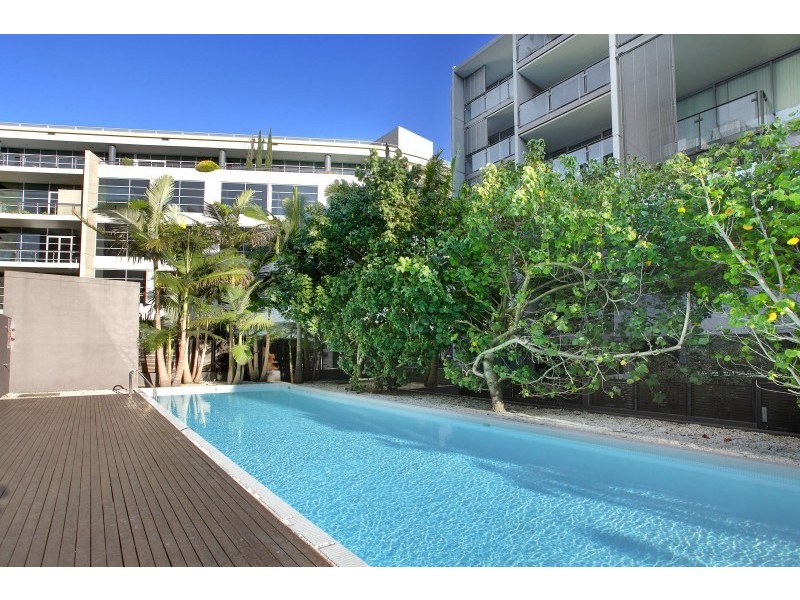 221/2-4 Powell Street, Waterloo NSW 2017