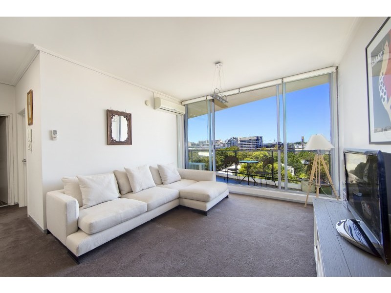 E901/3 Hunter Street, Waterloo NSW 2017