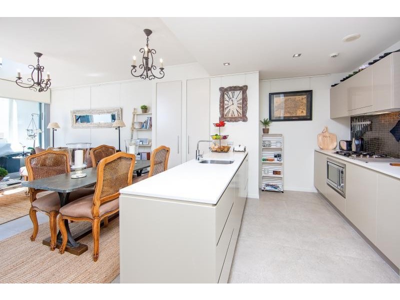 105/2-4 Powell Street, Waterloo NSW 2017