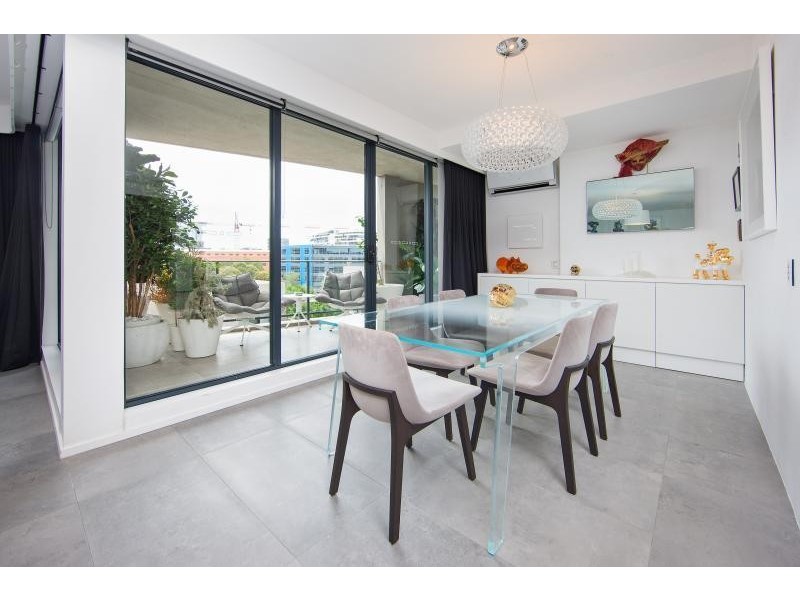 F601/7 Hunter Street, Waterloo NSW 2017