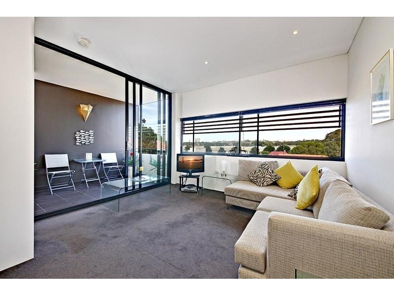 303D/250 Anzac Parade, Kensington NSW 2033