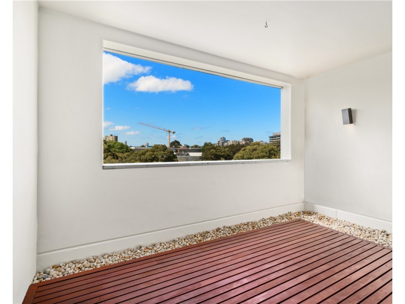 421/2-4 Powell Street, Waterloo NSW 2017