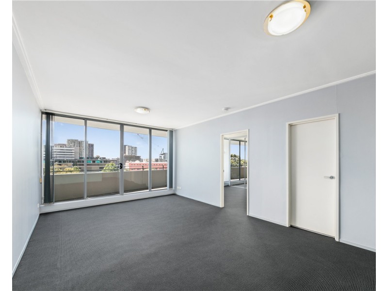 F803/7 Hunter Street, Waterloo NSW 2017