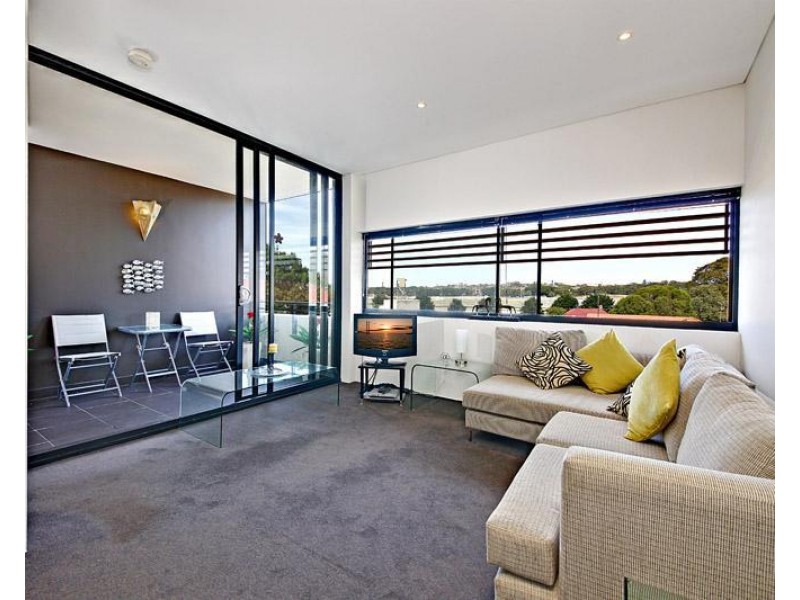 301B/260 Anzac Parade, Kensington NSW 2033