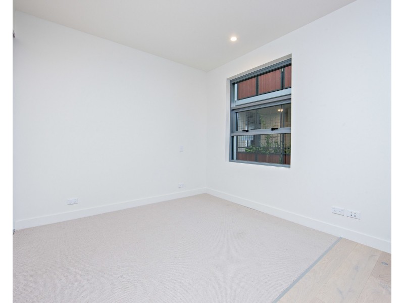 B513/810-822 Elizabeth Street, Waterloo NSW 2017