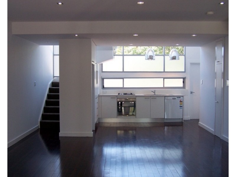 86A Henderson Road, Alexandria NSW 2015