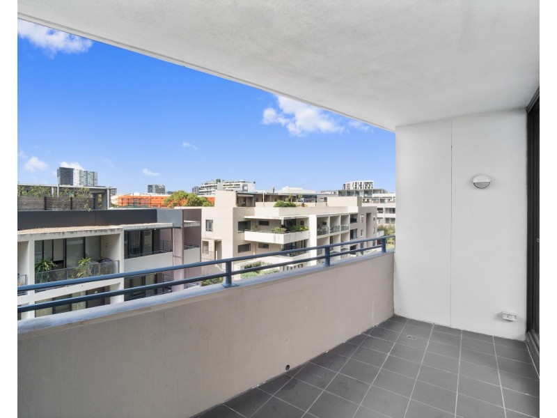 E502/3 Hunter Street, Waterloo NSW 2017