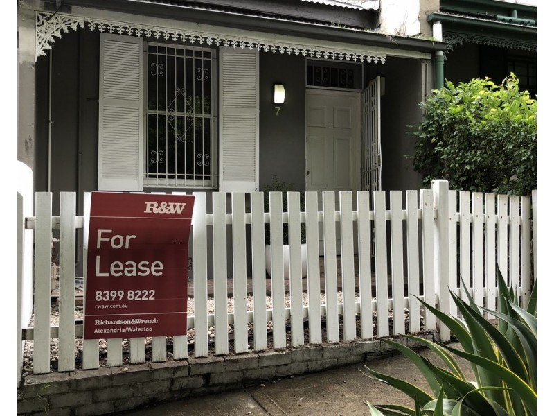 7 Kensington Street, Waterloo NSW 2017