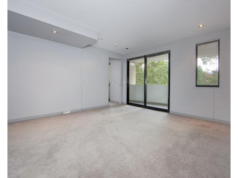 2204/33 O’Dea Avenue, Zetland NSW 2017