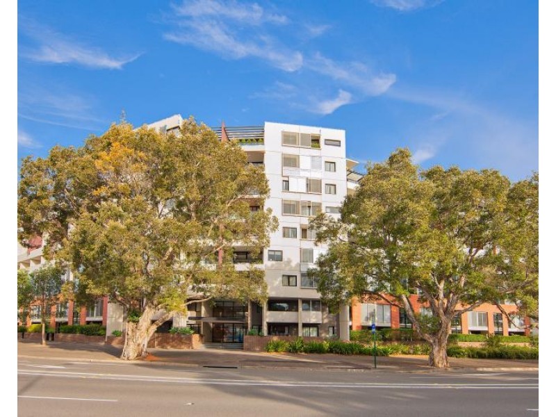 2204/33 O’Dea Avenue, Zetland NSW 2017