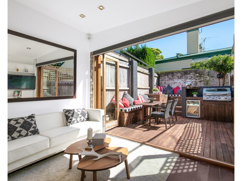 31 McEvoy Street, Waterloo NSW 2017