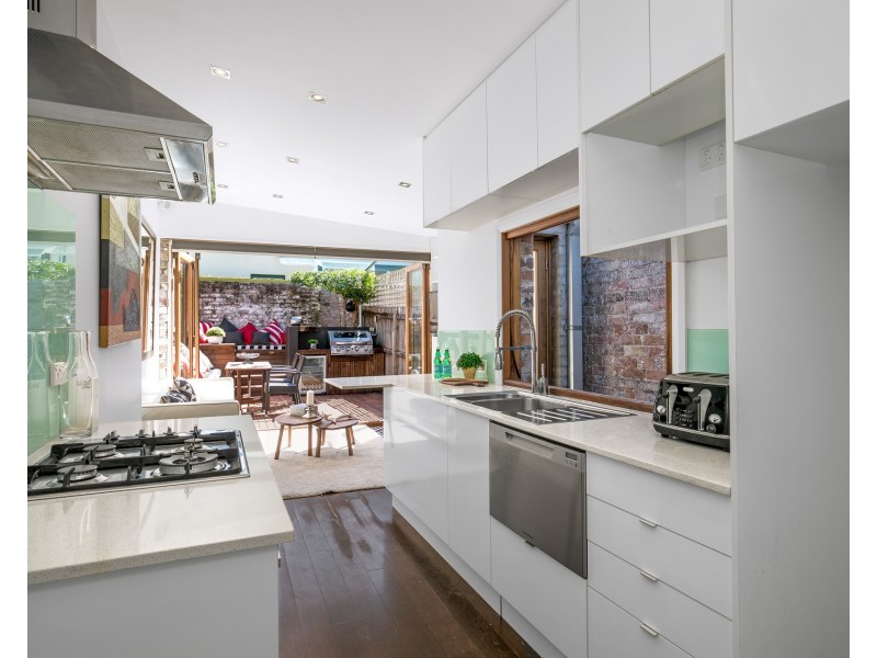 31 McEvoy Street, Waterloo NSW 2017