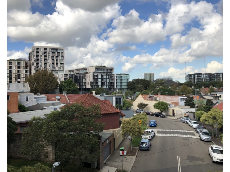 330/2-4 Powell Street, Waterloo NSW 2017