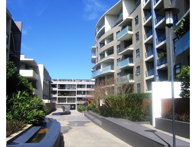 E504/3 Hunter Street, Waterloo NSW 2017