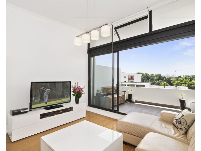 C806/2-6 Mandible Street, Alexandria NSW 2015