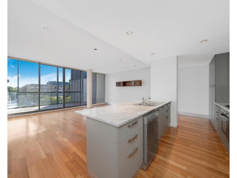 28/9-15 Danks Street, Waterloo NSW 2017