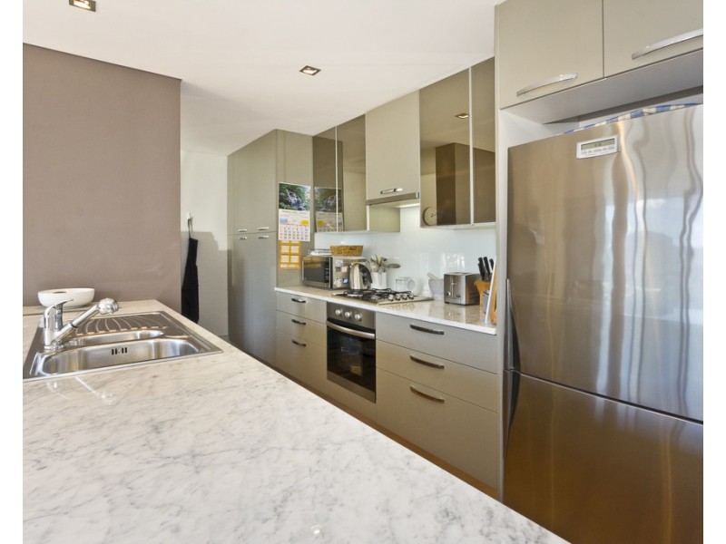 28/9-15 Danks Street, Waterloo NSW 2017