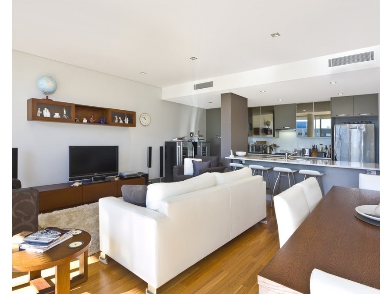 28/9-15 Danks Street, Waterloo NSW 2017