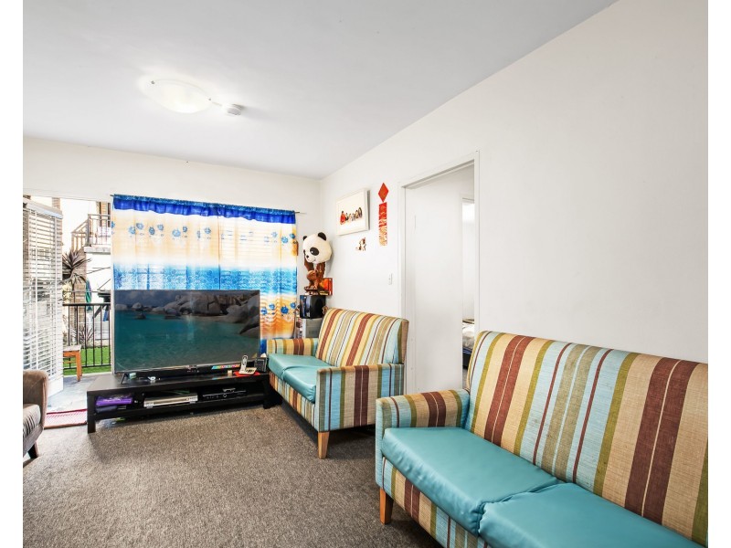 2/5 Longworth Avenue, Eastlakes NSW 2018