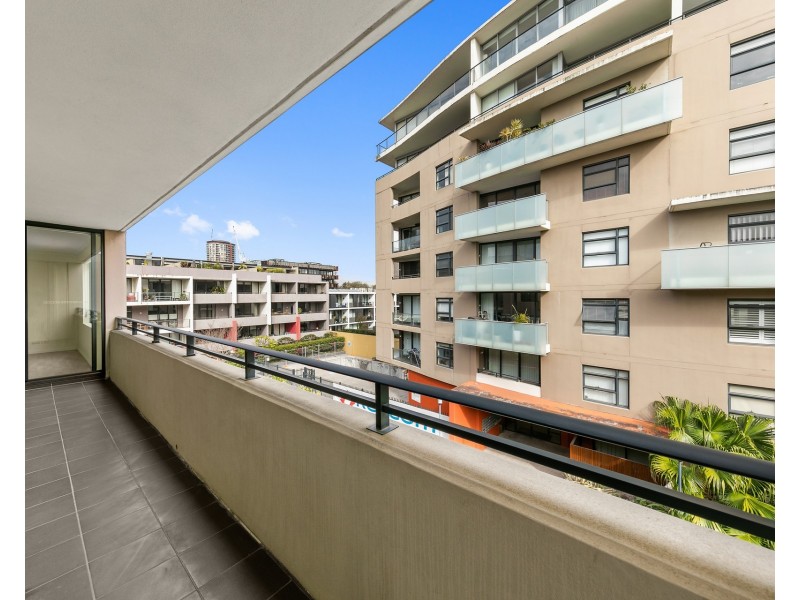 B405/9 Hunter Street, Waterloo NSW 2017