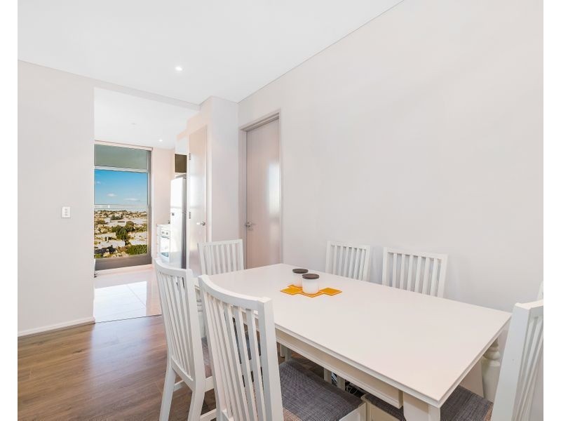 2415/20 Gadigal Avenue, Zetland NSW 2017