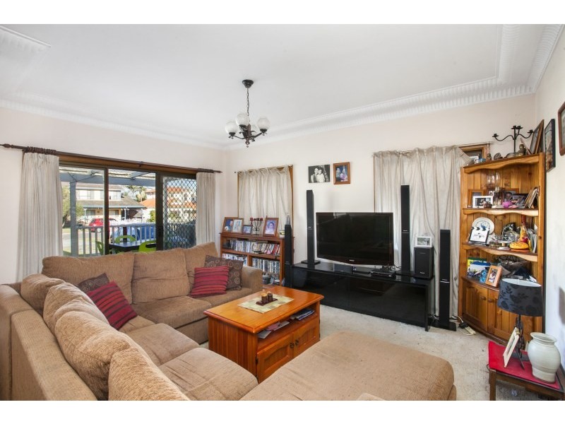 5 Seventh Avenue, Loftus NSW 2232