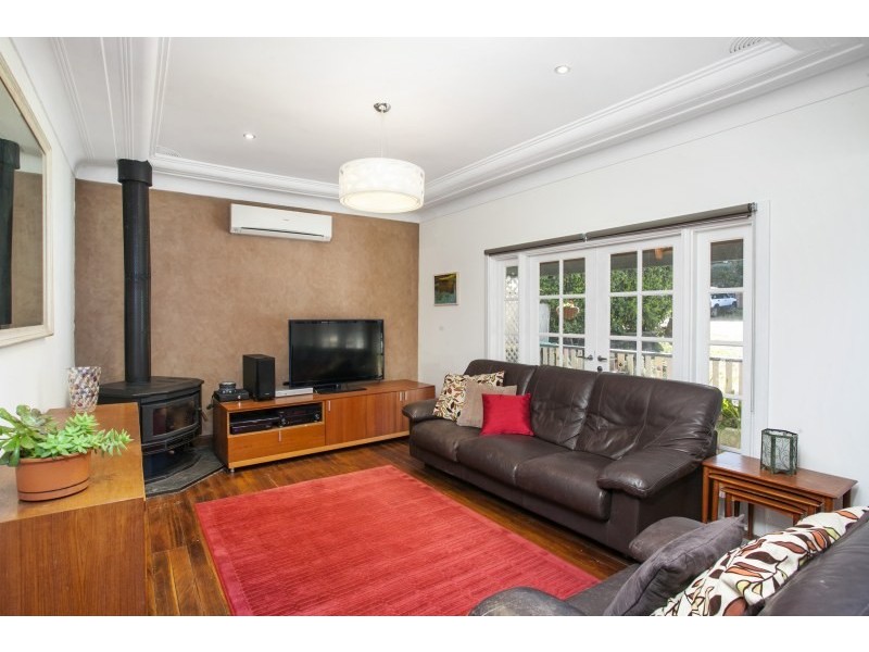 6 Manning Street, Oyster Bay NSW 2225