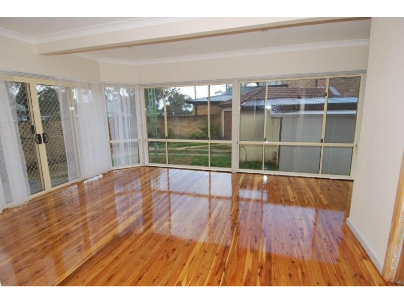 122 Woronora Crescent, Como NSW 2226