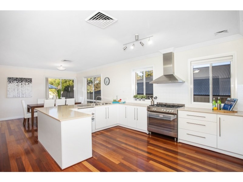 20 Burunda Street, Como NSW 2226