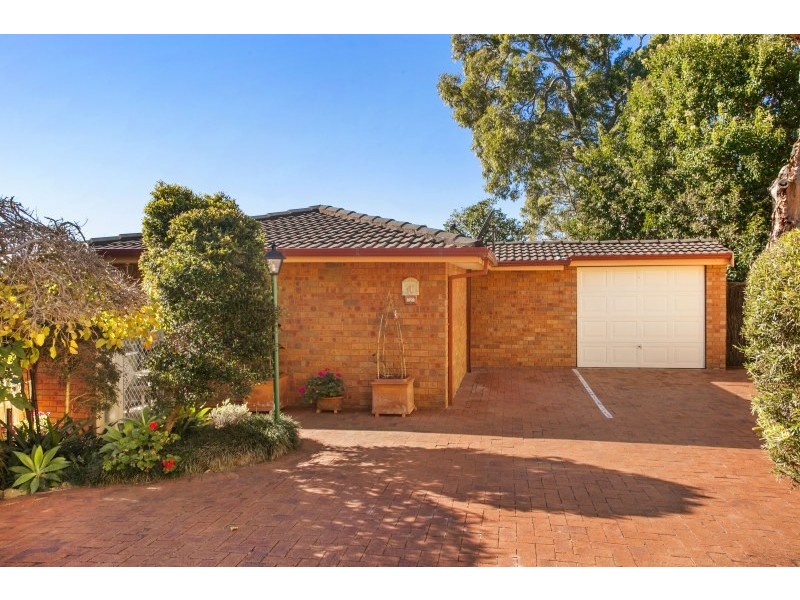 2/17 Binya Place, Como NSW 2226