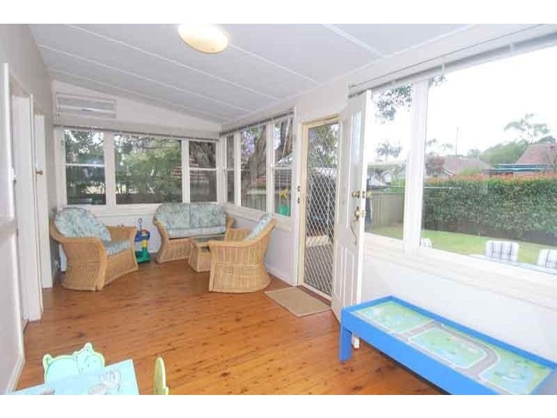 20 Orana Avenue, Kirrawee NSW 2232