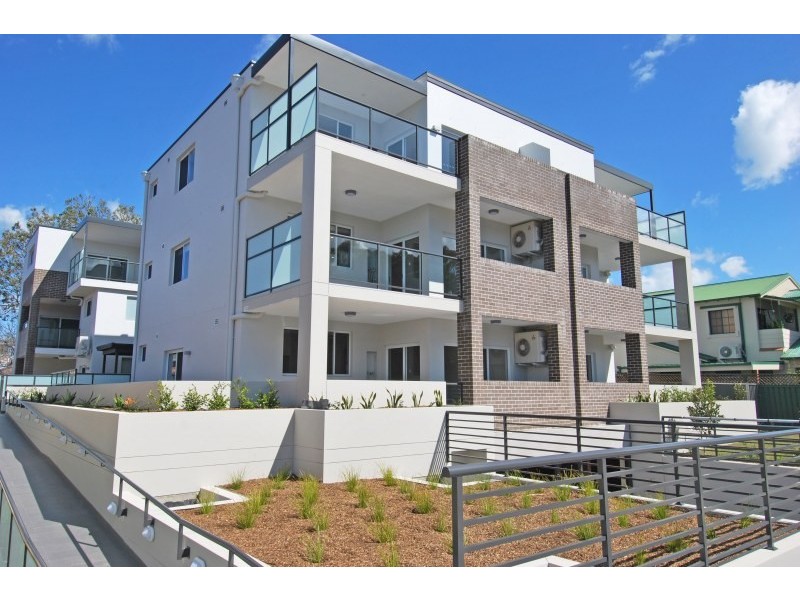 1/64-66 Flora Street, Kirrawee NSW 2232