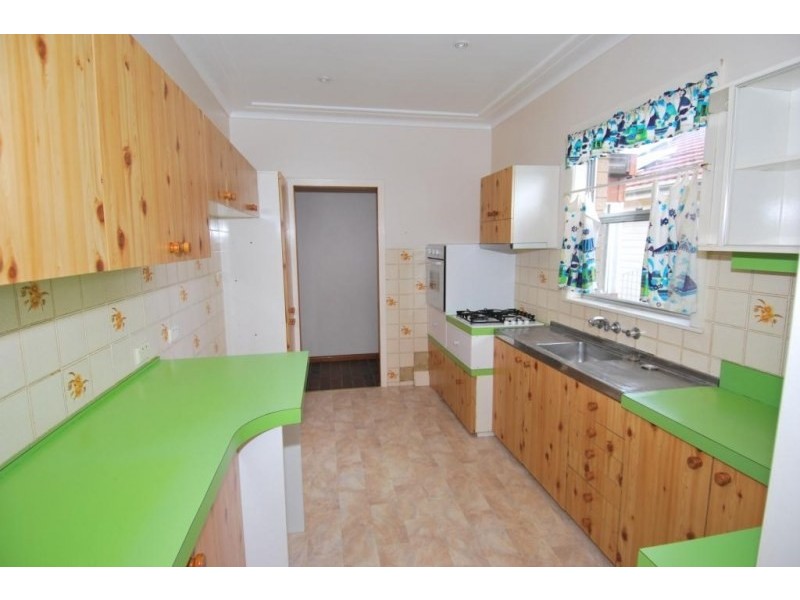 122 Woronora Crescent, Como NSW 2226