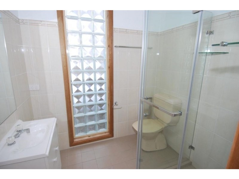 122 Woronora Crescent, Como NSW 2226