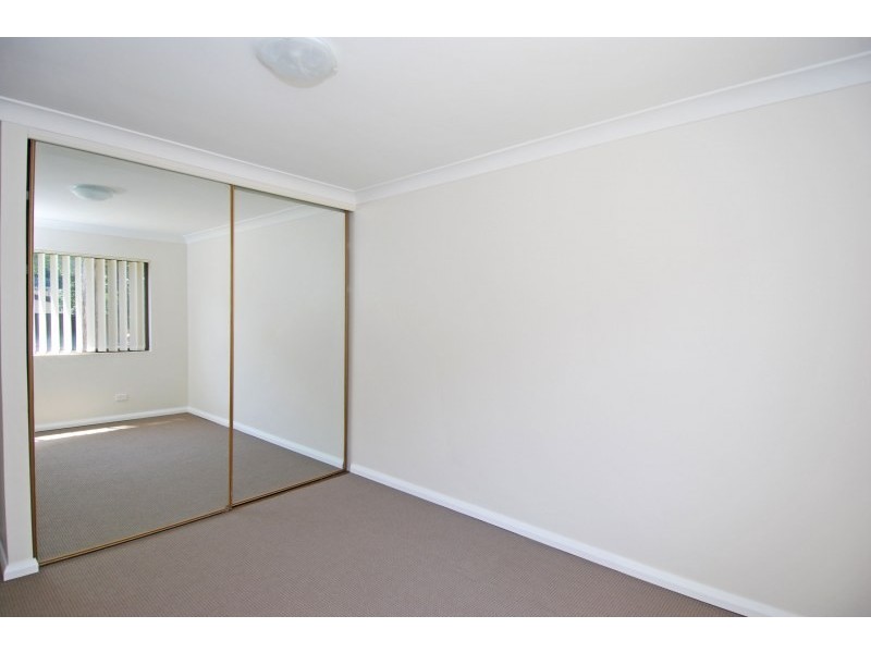 10/8-12 Railway Crescent, Jannali NSW 2226