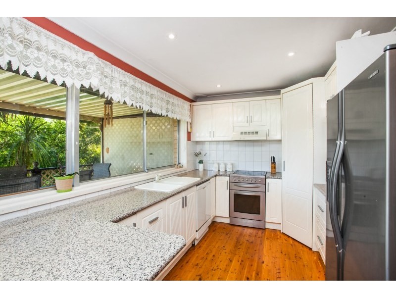 6 Mendos Place, Engadine NSW 2233
