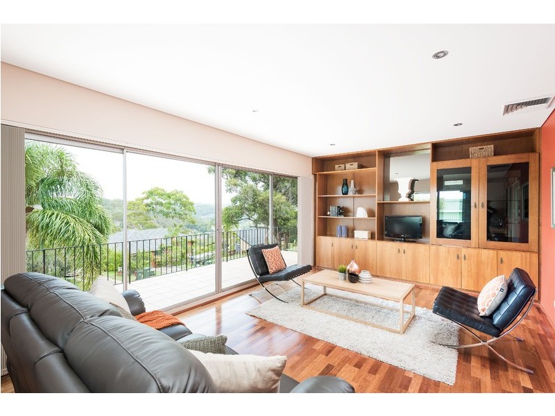 9 Bunbury Avenue, Sutherland NSW 2232